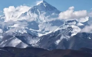 珠穆朗玛峰在哪里(诸葛朗玛峰在哪里珠穆朗玛峰在哪里)