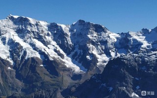 世界上最高大的山(世界上最高大的山峰)