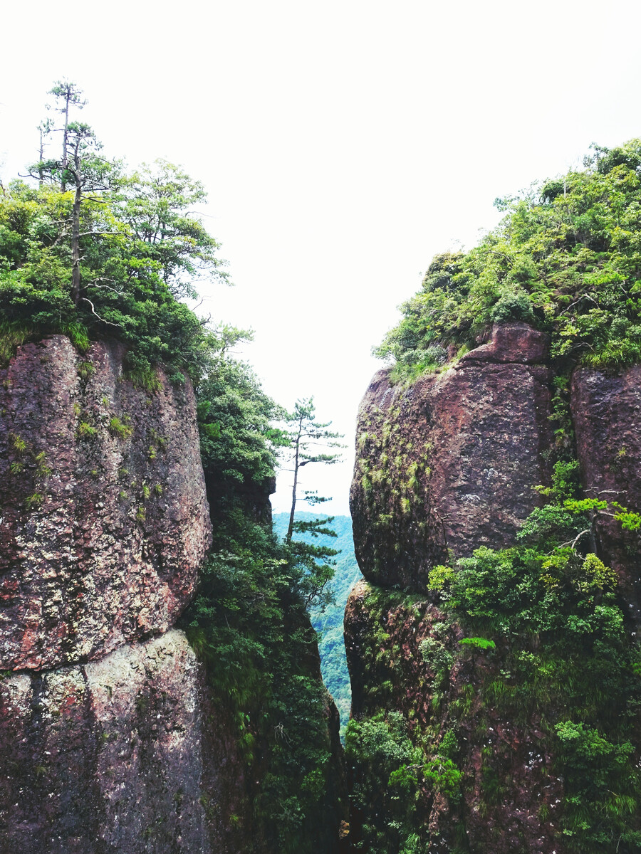 天姥山在哪里(天姥山在哪里个城市)-第2张图片-无双博客